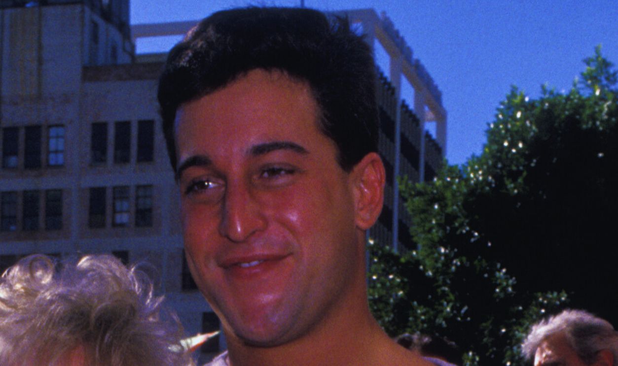 Gettyimages - 125709500, Barbara Eden Hollywood Walk of Fame Star Ceremony HOLLYWOOD, CA - NOVEMBER 17: Actress Barbara Eden and Matthew Ansara attend Barbara Eden Hollywood Walk of Fame Star Ceremony on November 17, 1988 in Hollywood, California. 