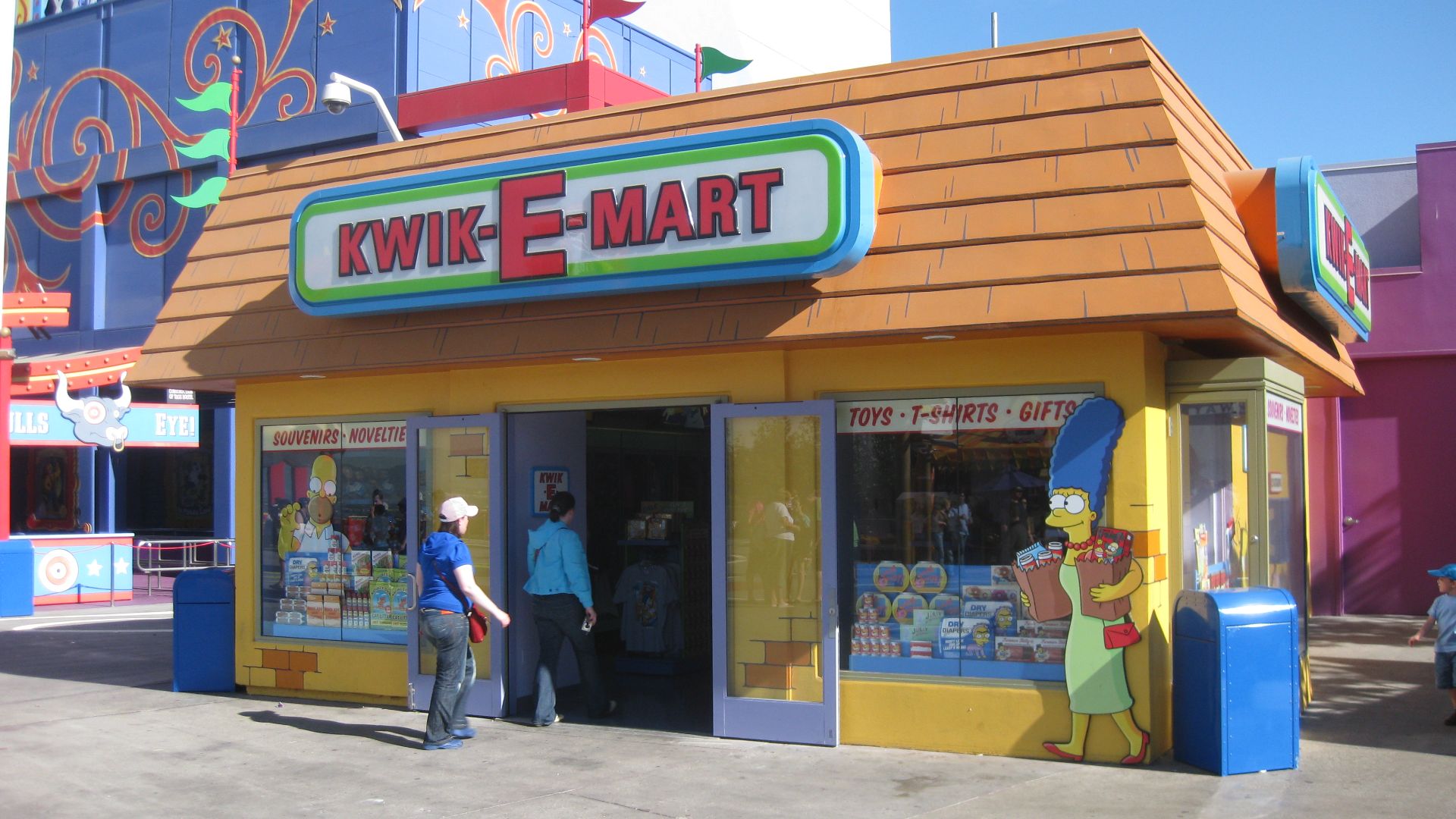File:Kwik-E-Mart (2986982671).jpg