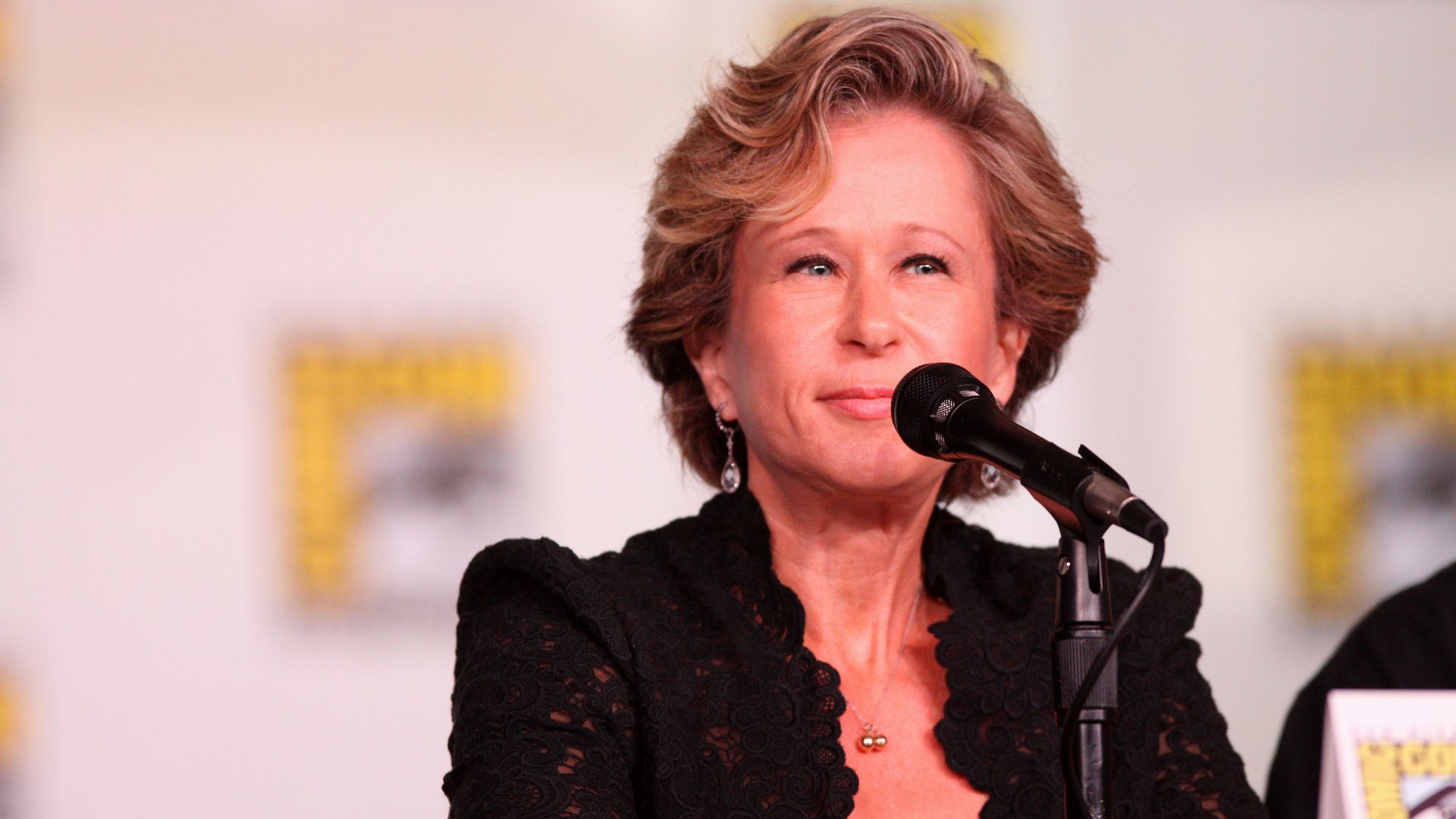 File:Yeardley Smith (7601368276).jpg