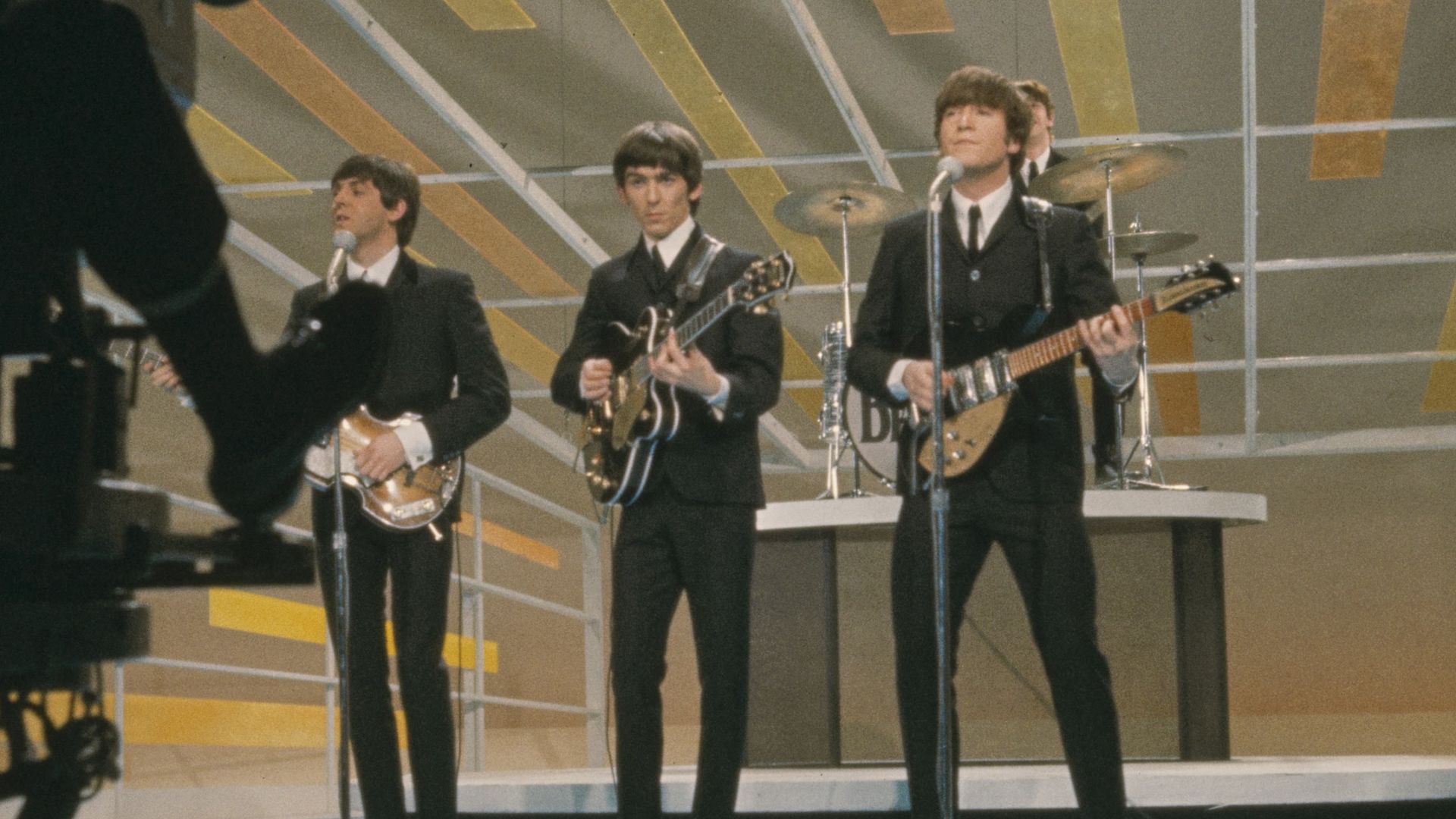 File:The Beatles performing at The Ed Sullivan Show (cropped 2).jpg