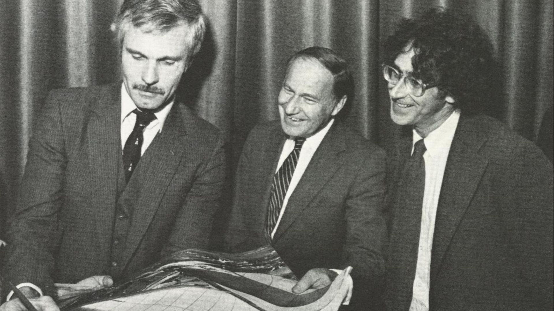 File:Ted Turner autographing, RIT NandE Vol13Num31 1981 Oct8 Complete.jpg