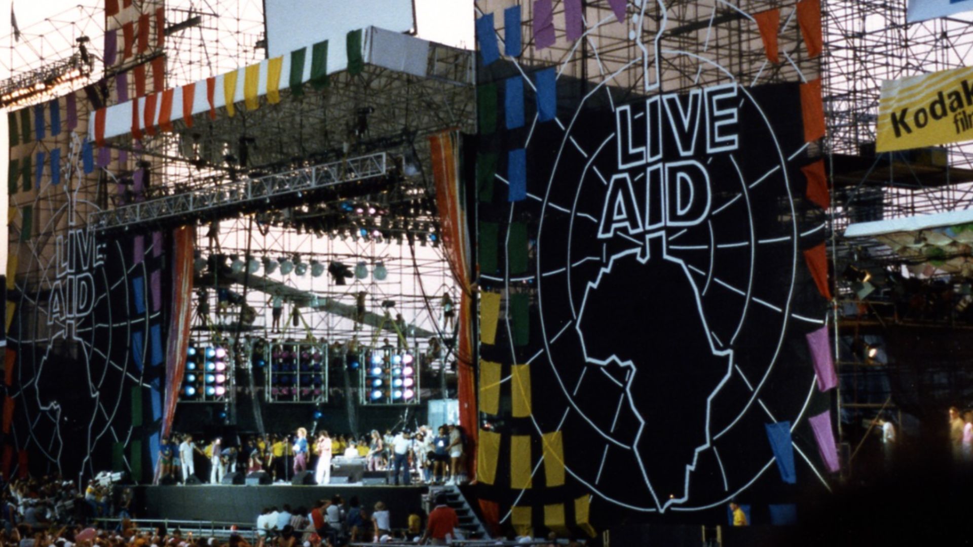 File:Live Aid at JFK Stadium, Philadelphia, PA.jpg