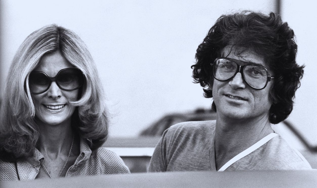 Gettyimages - 139213510, Michael Landon Sighted on Rodeo Drive BEVERLY HILLS, CA - FEBRUARY 9: Actor Michael Landon and wife Lynn Noe sighted on February 9, 1979 on Rodeo Drive in Beverly Hills, California.
