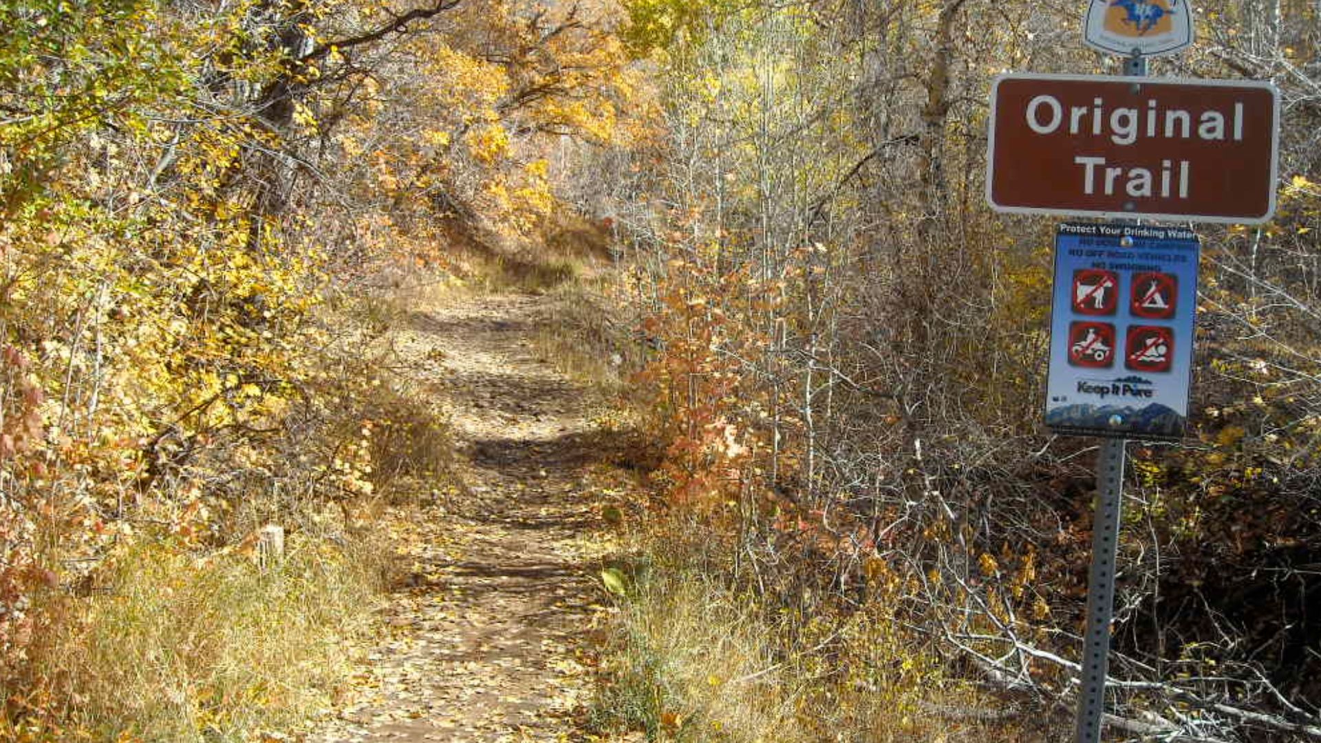 File:Mormon Trail end.jpg