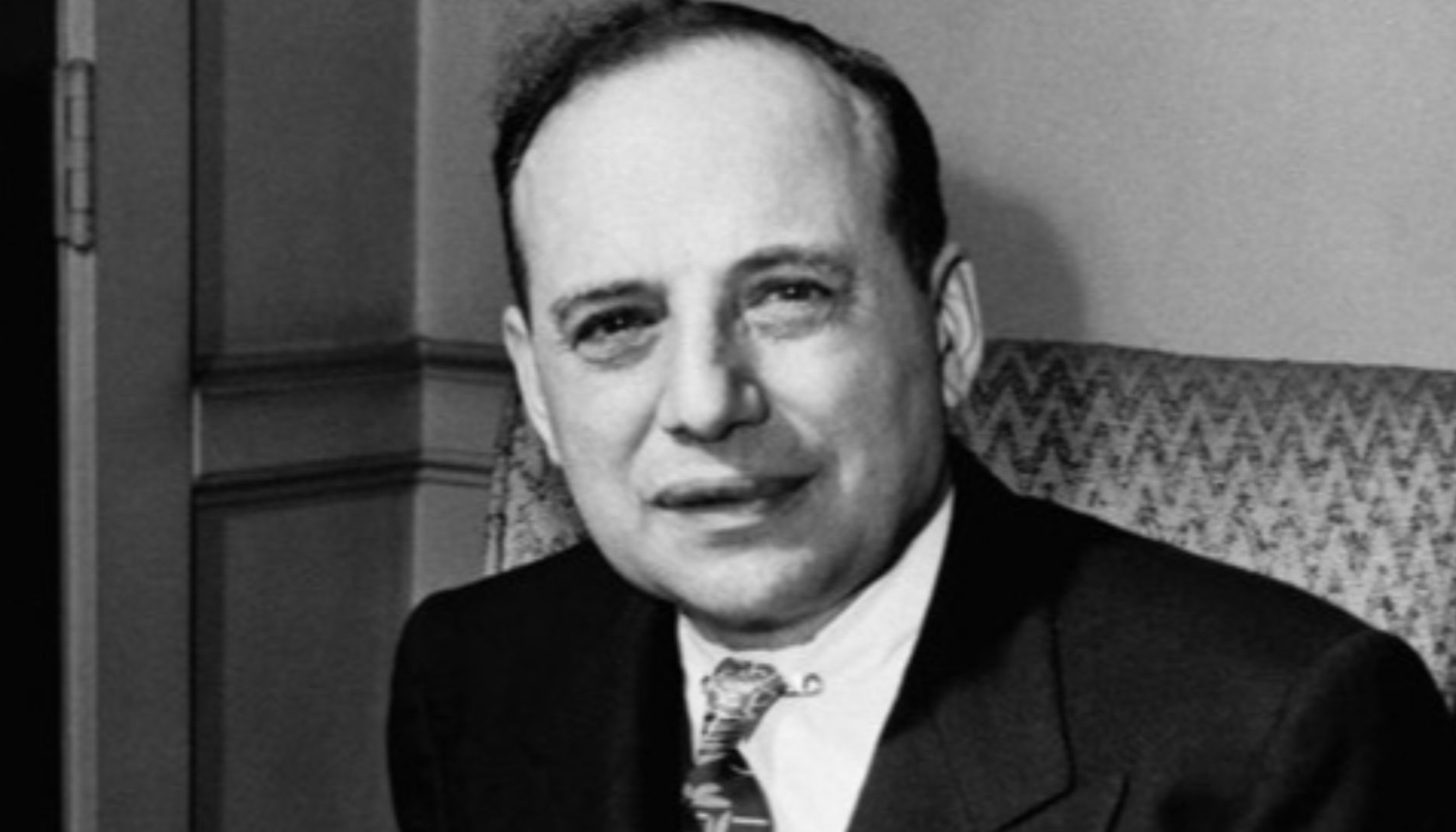 File:Benjamin Graham (1894-1976) portrait on 23 March 1950.jpg