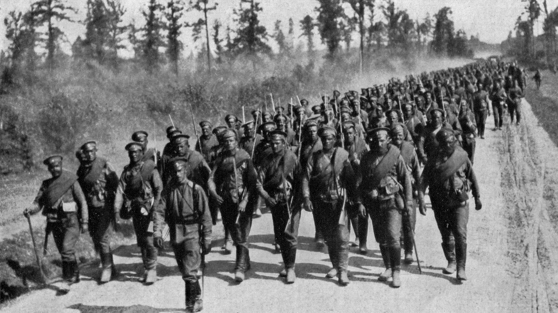 File:Russian Troops NGM-v31-p372.jpg