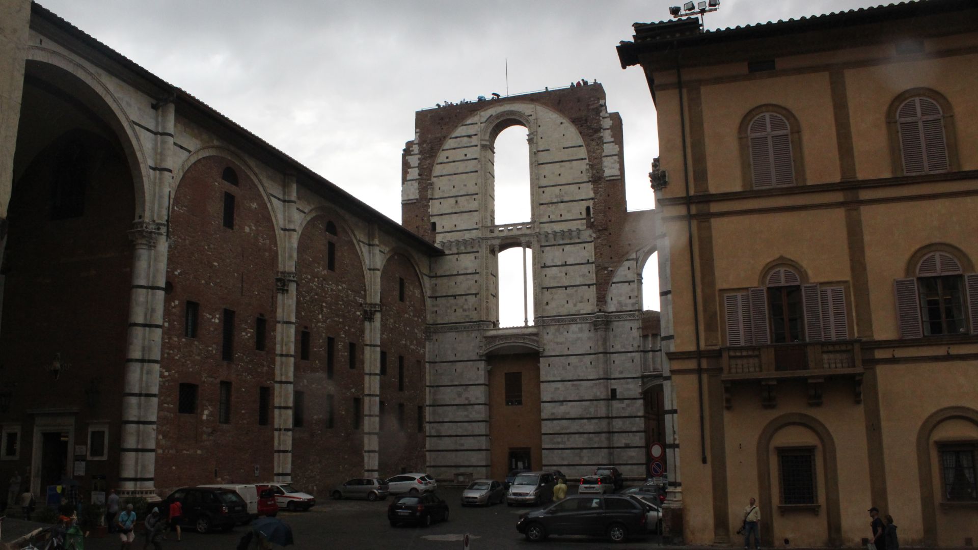 File:Unfinished nave of Siena Cathedral (1).jpg