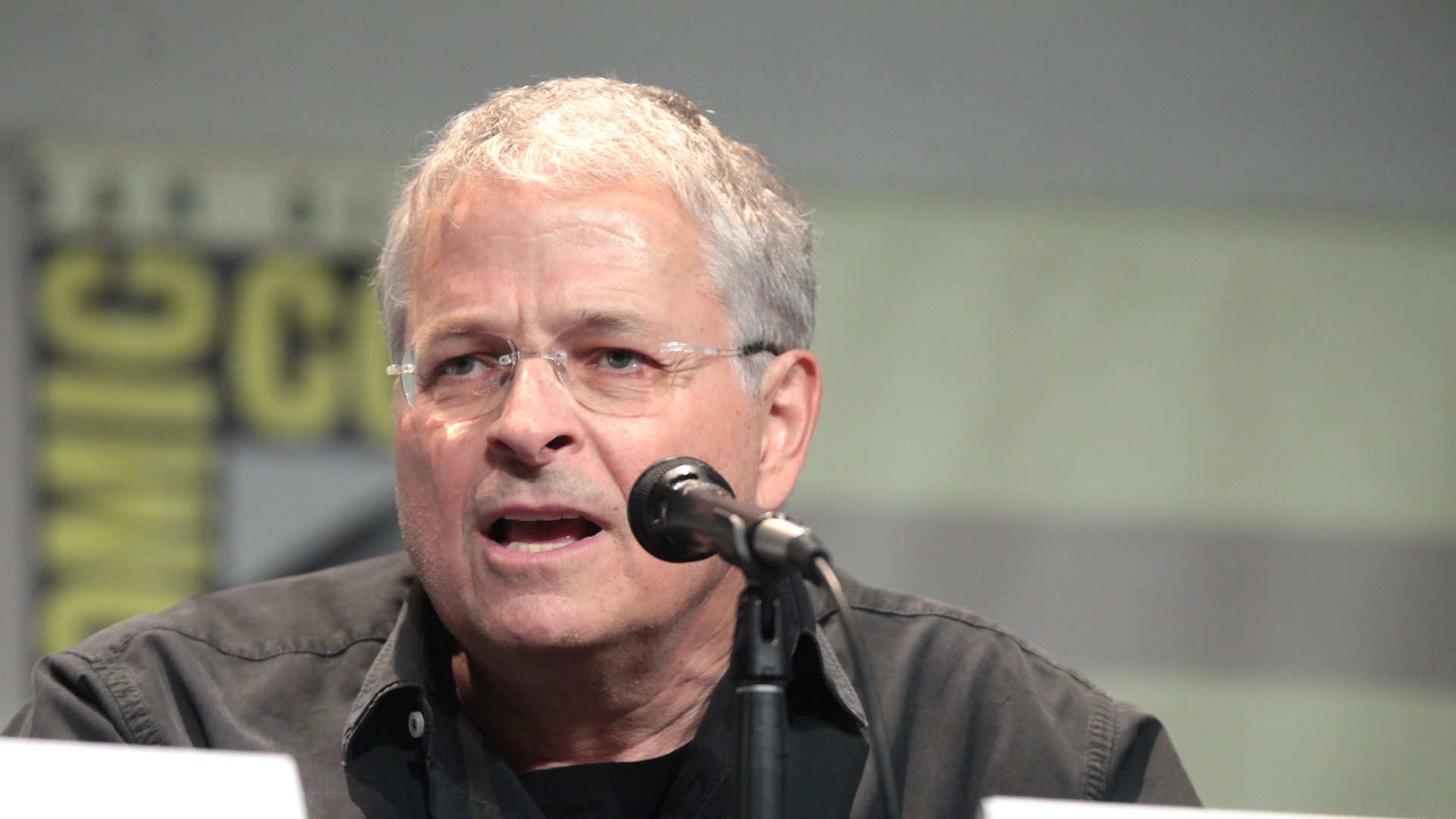 File:SDCC 2015 - Lawrence Kasdan (19491087330).jpg