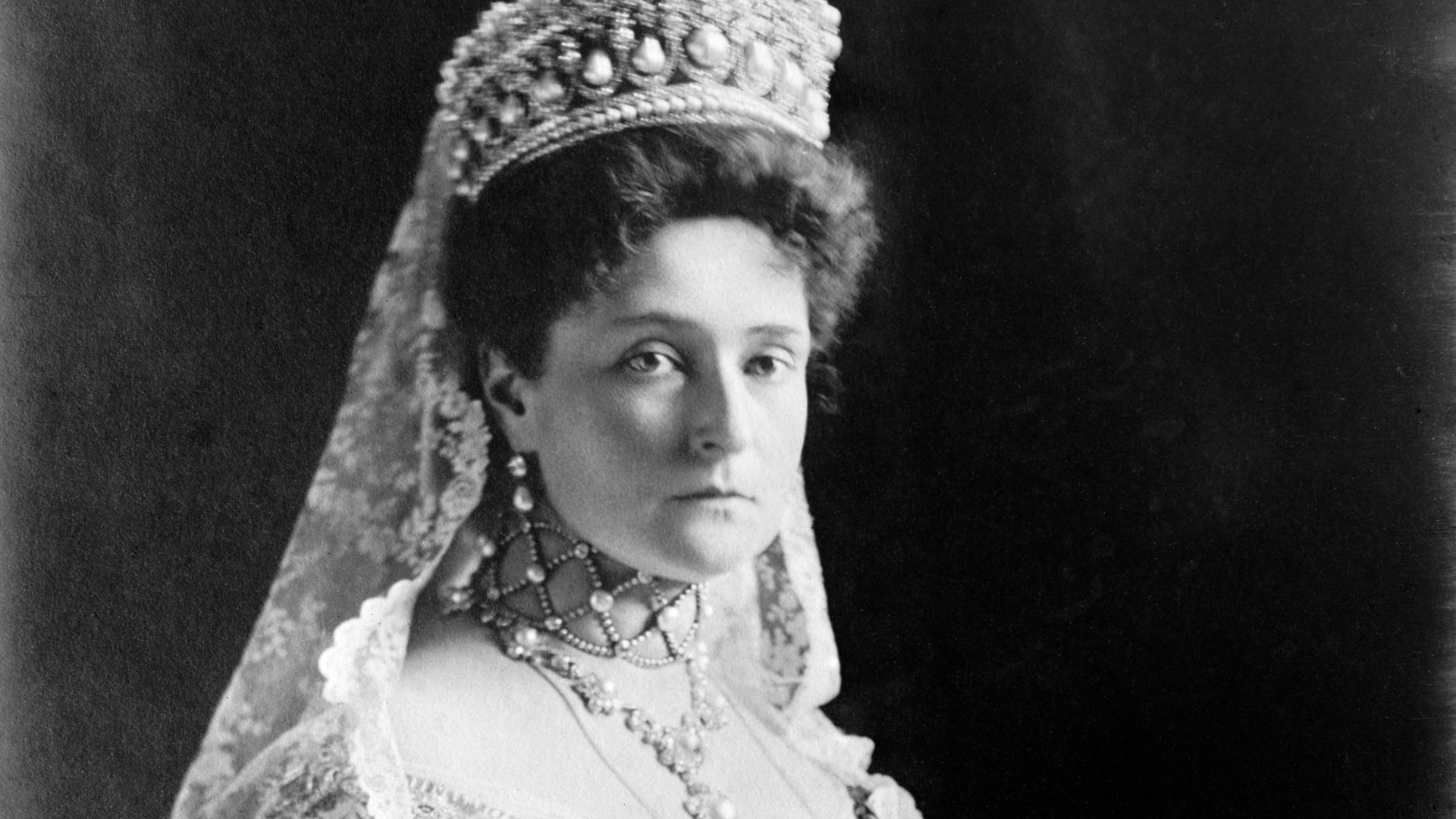 File:Alexandra Fyodorovna LOC 01137u.jpg