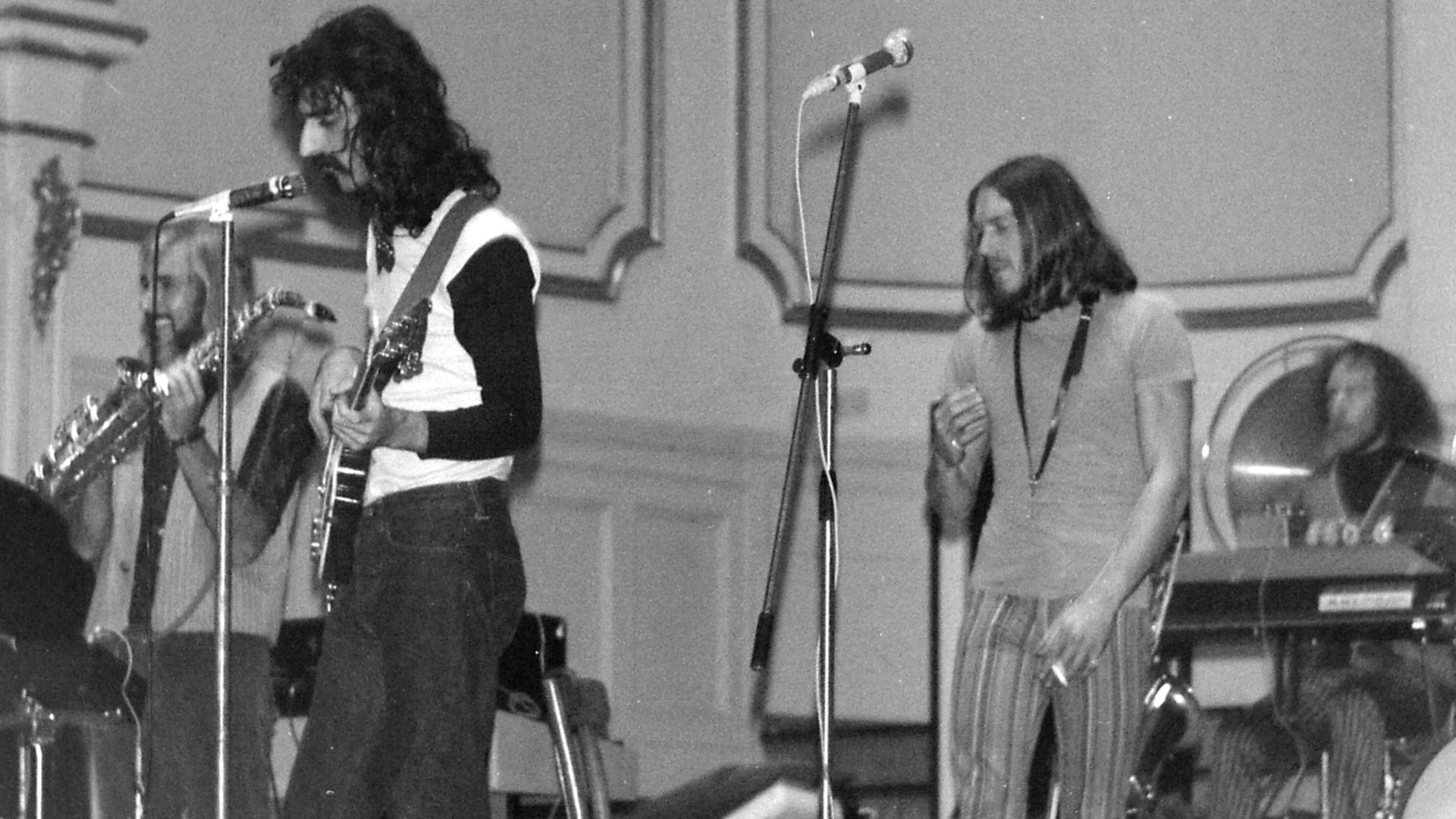 File:Frank Zappa - Mothers - 1968-10-05 - 01.jpg