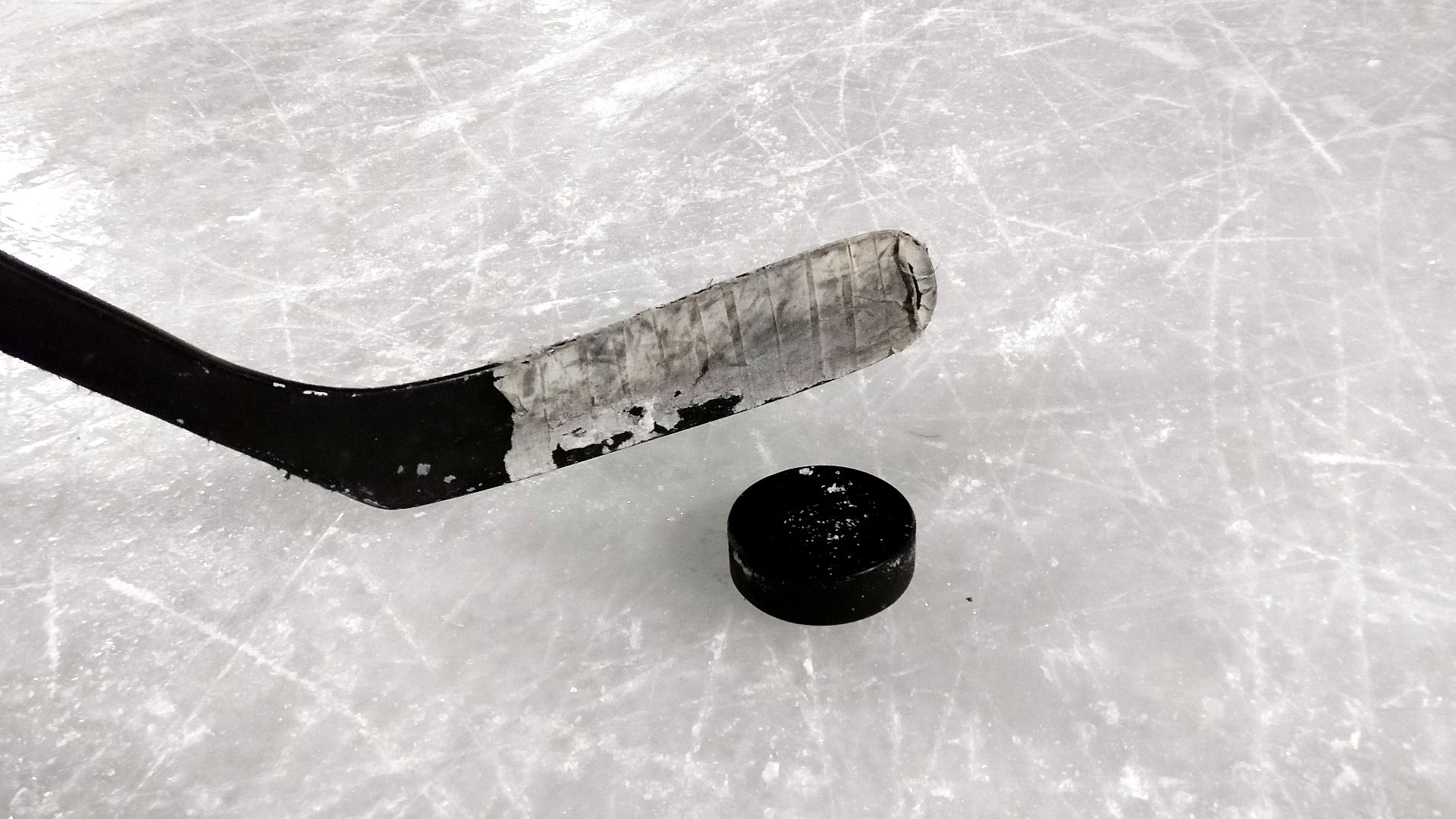 File:Ice hockey stick and puck 20170120.jpg