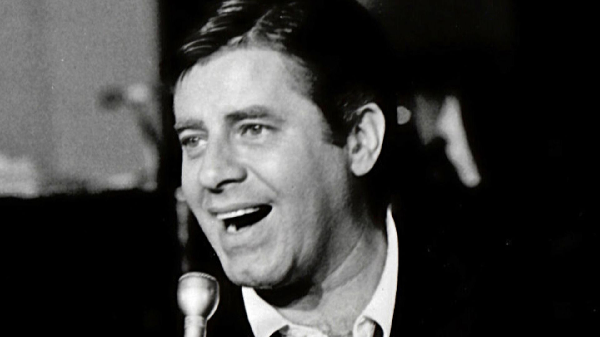 File:Jerry Lewis show.jpg