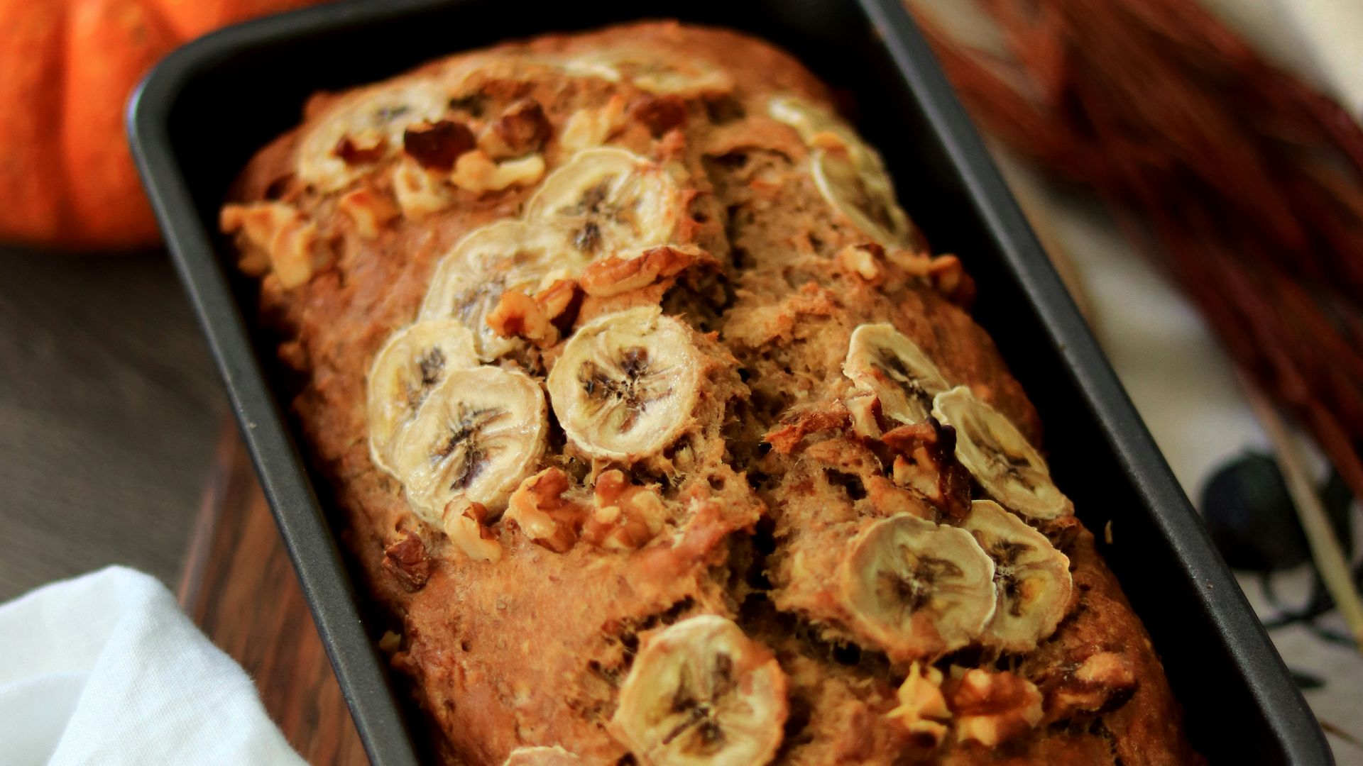 a loaf of banana bread sitting on top of a table