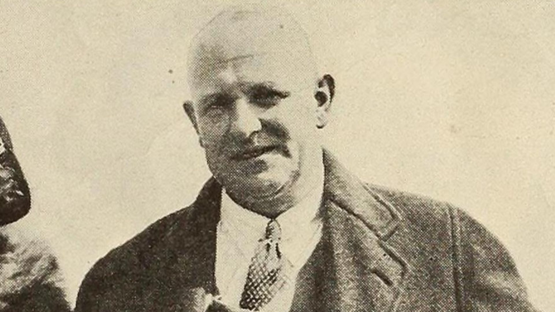 File:PG Wodehouse with his adopted daughter Leonora, 1930.jpg