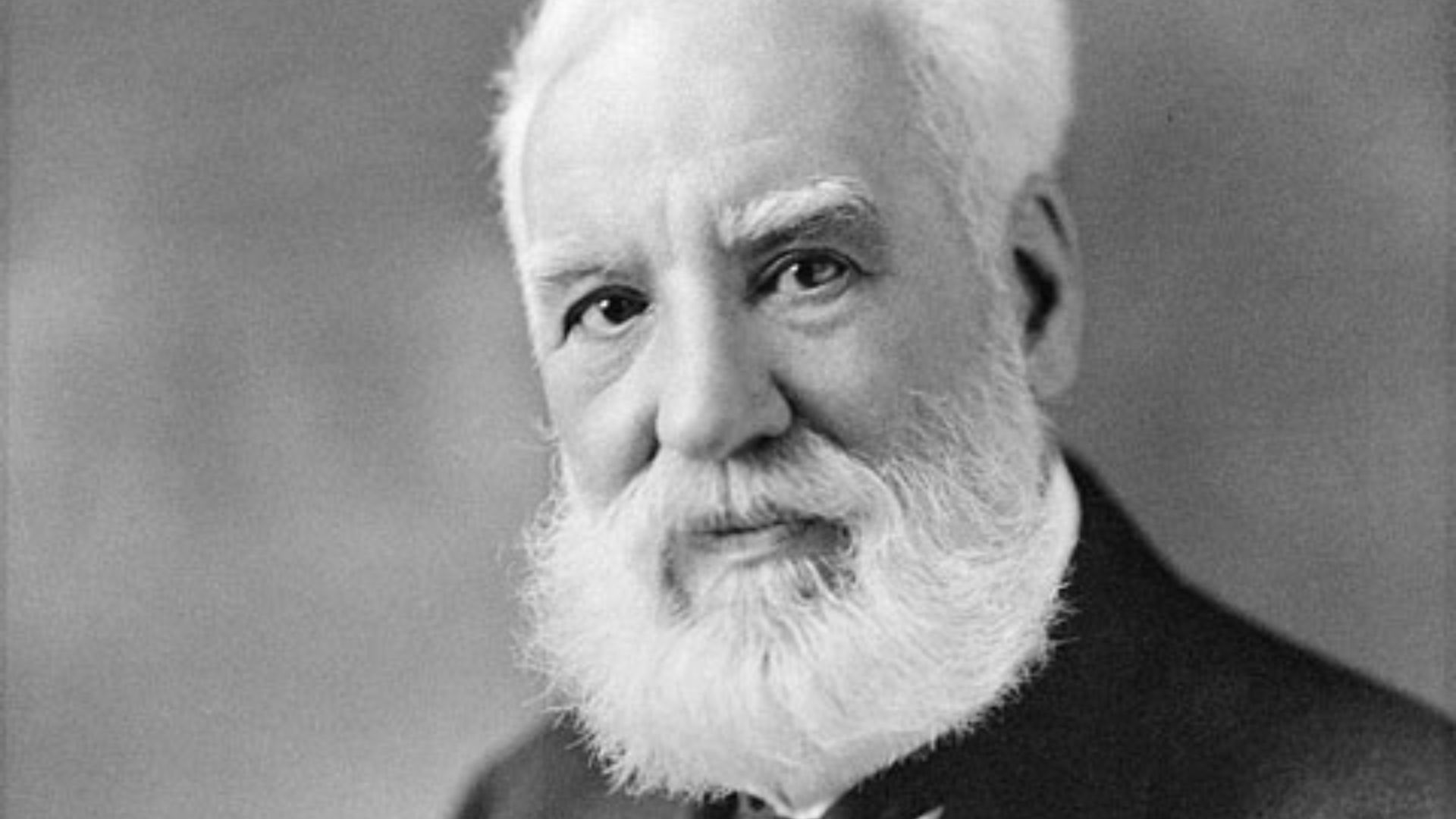 File:Alexander Graham Bell.jpg