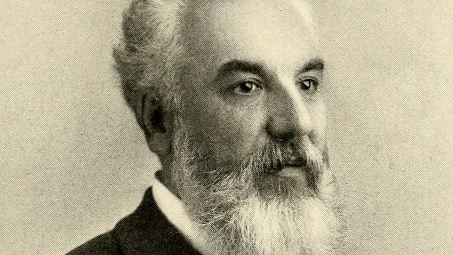 File:Photo of Alexander Graham Bell.jpg