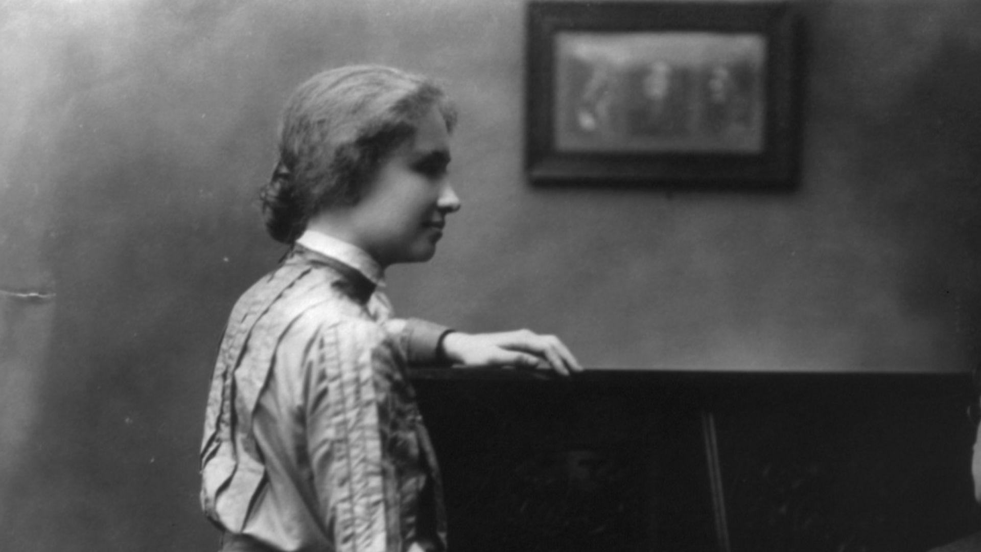 File:Helen Keller, 1880-1968 LCCN2002706658.jpg