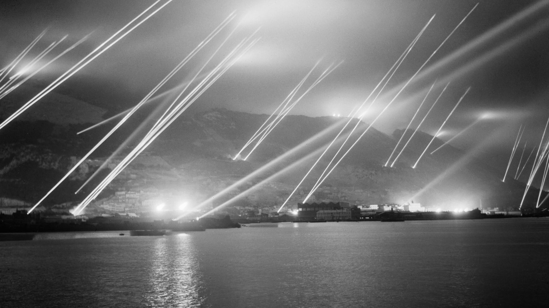 File:Searchlights on the Rock of Gibraltar, 1942.jpg