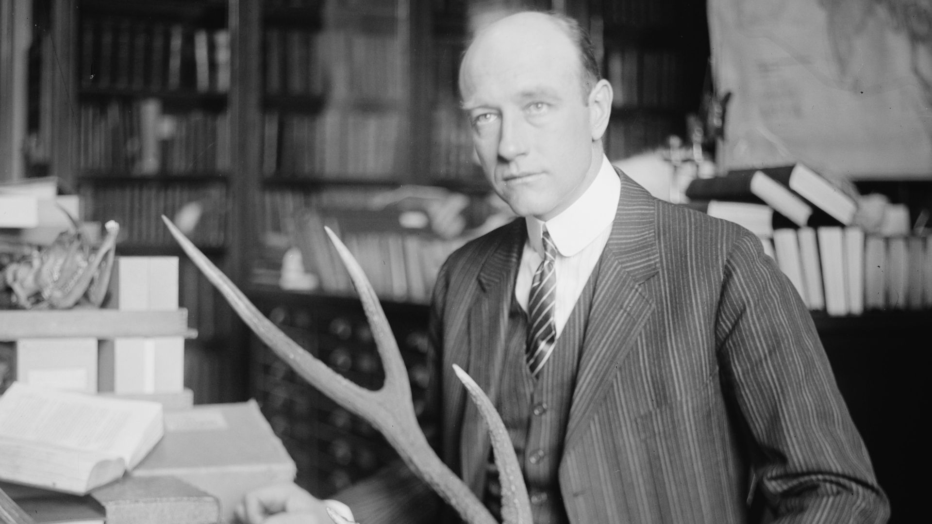 File:Roy Chapman Andrews 50488r.jpg