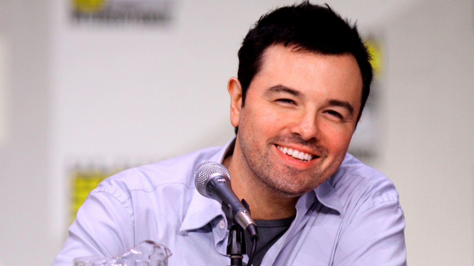 File:Seth MacFarlane 2011 (cropped).jpg