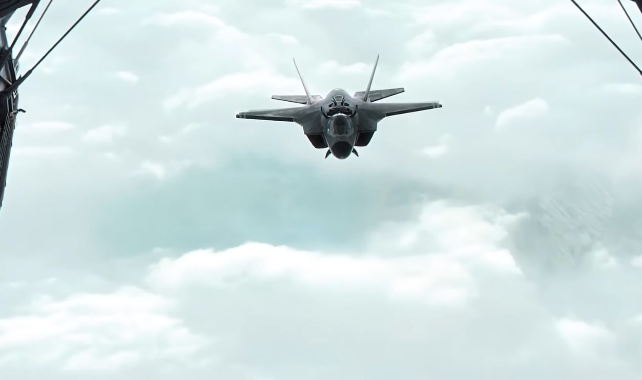 Screenshot from The Avengers (2012)