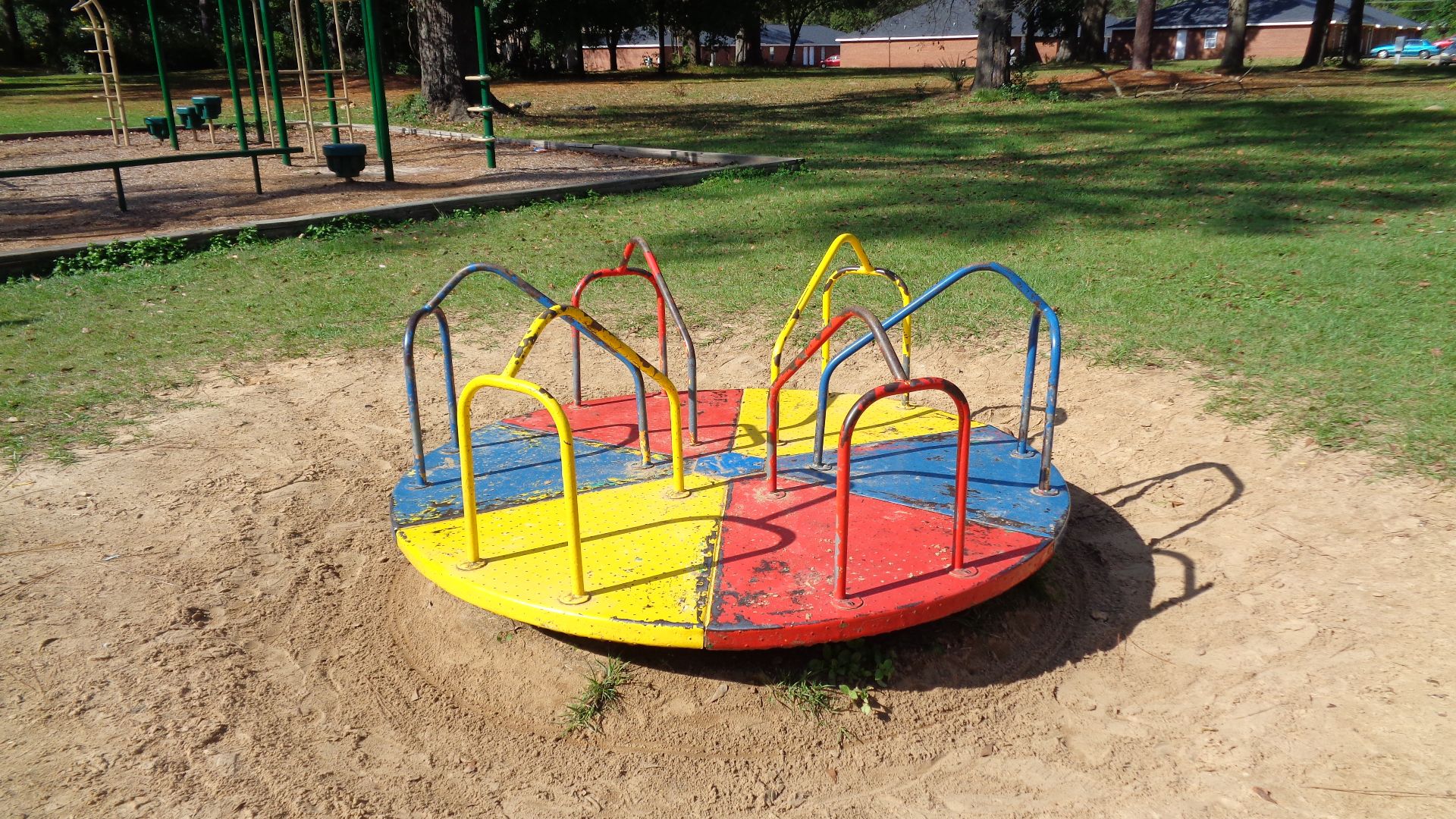 File:Tift Park merry-go-round.JPG