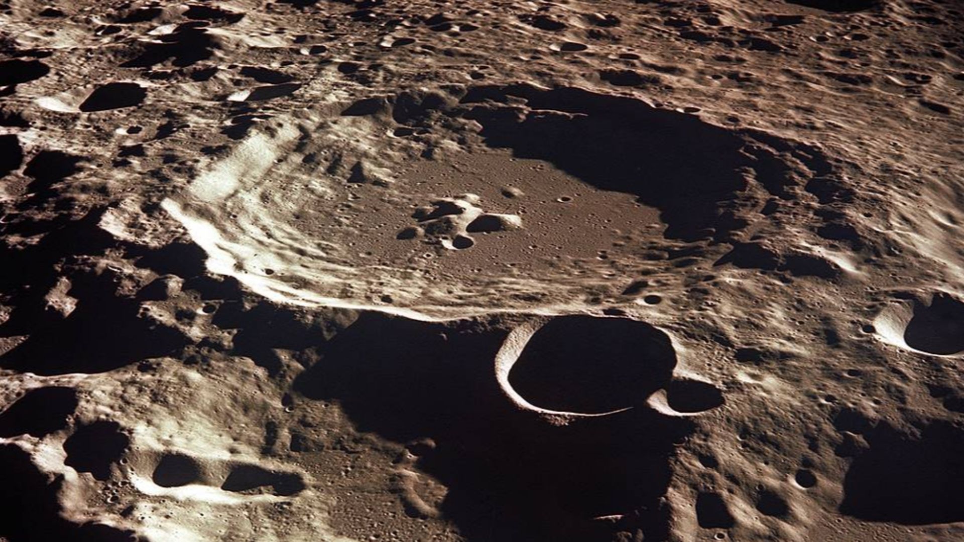 File:Crater 308 on the Moon.jpg
