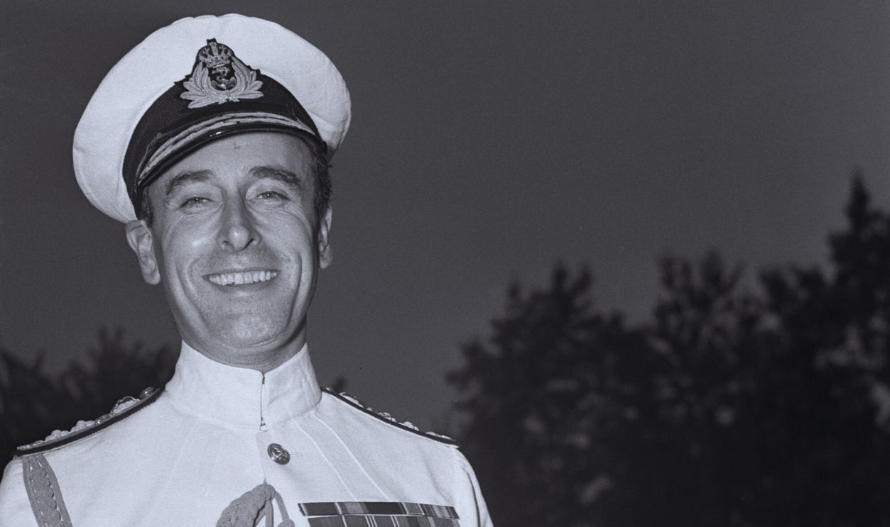 Gettyimages - 514880522, Lord Louis Mountbatten Headshoulders (Original Caption) 8/26/1943- Washington, DC: Smiling C-in-C of Southeast Asia Theatre. Lord Louis Mountbatten, new commander-in-chief of the Southeast Asia War Theatre, smiles for the cameraman upon his arrival in Washington. He will attend a series of coferences with high allied military officials.