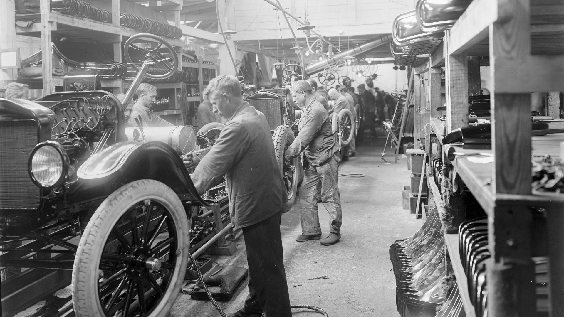 File:Ford assembly line in Copenhagen 1923.jpg