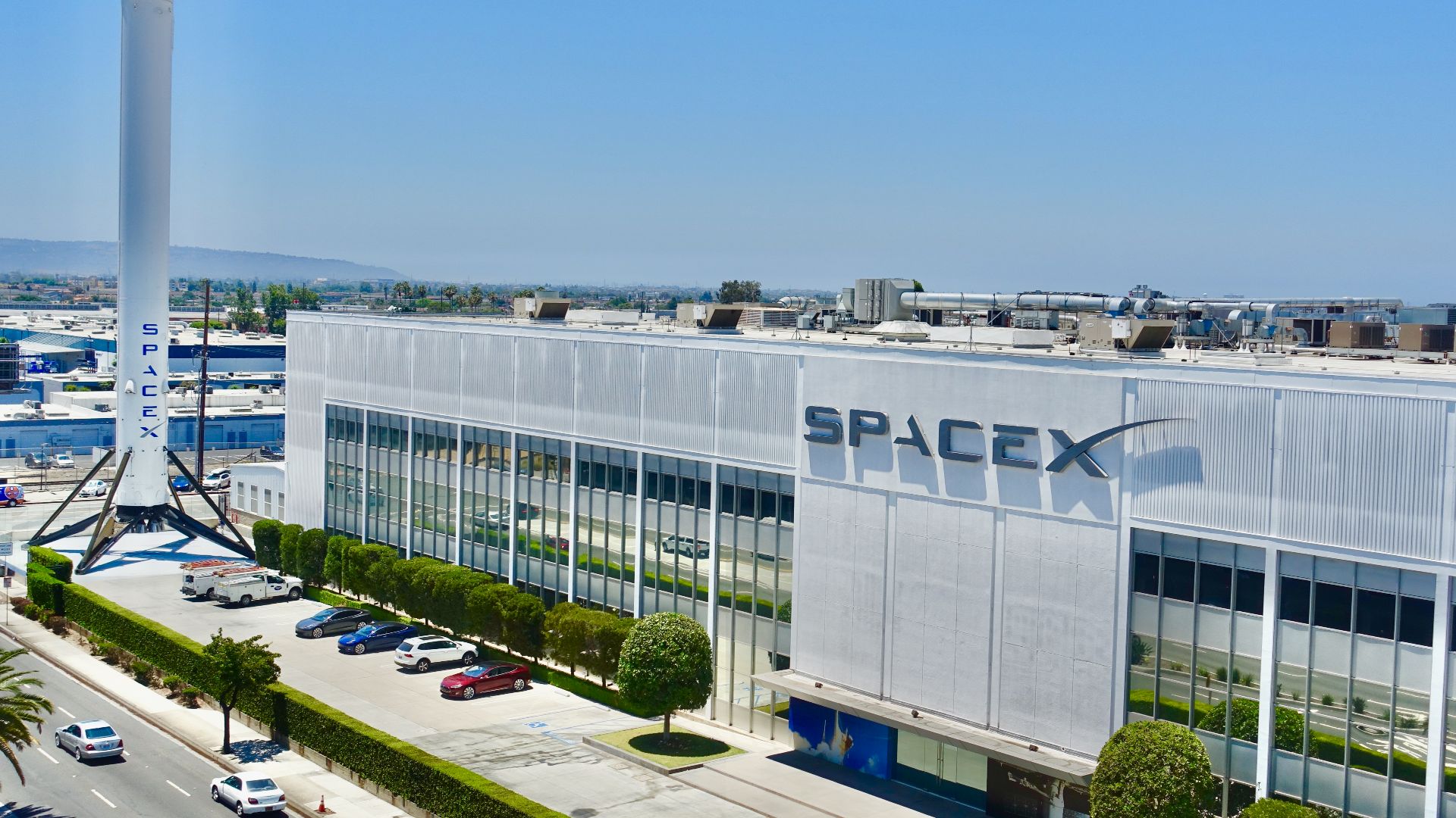 File:The SpaceX Factory.jpg
