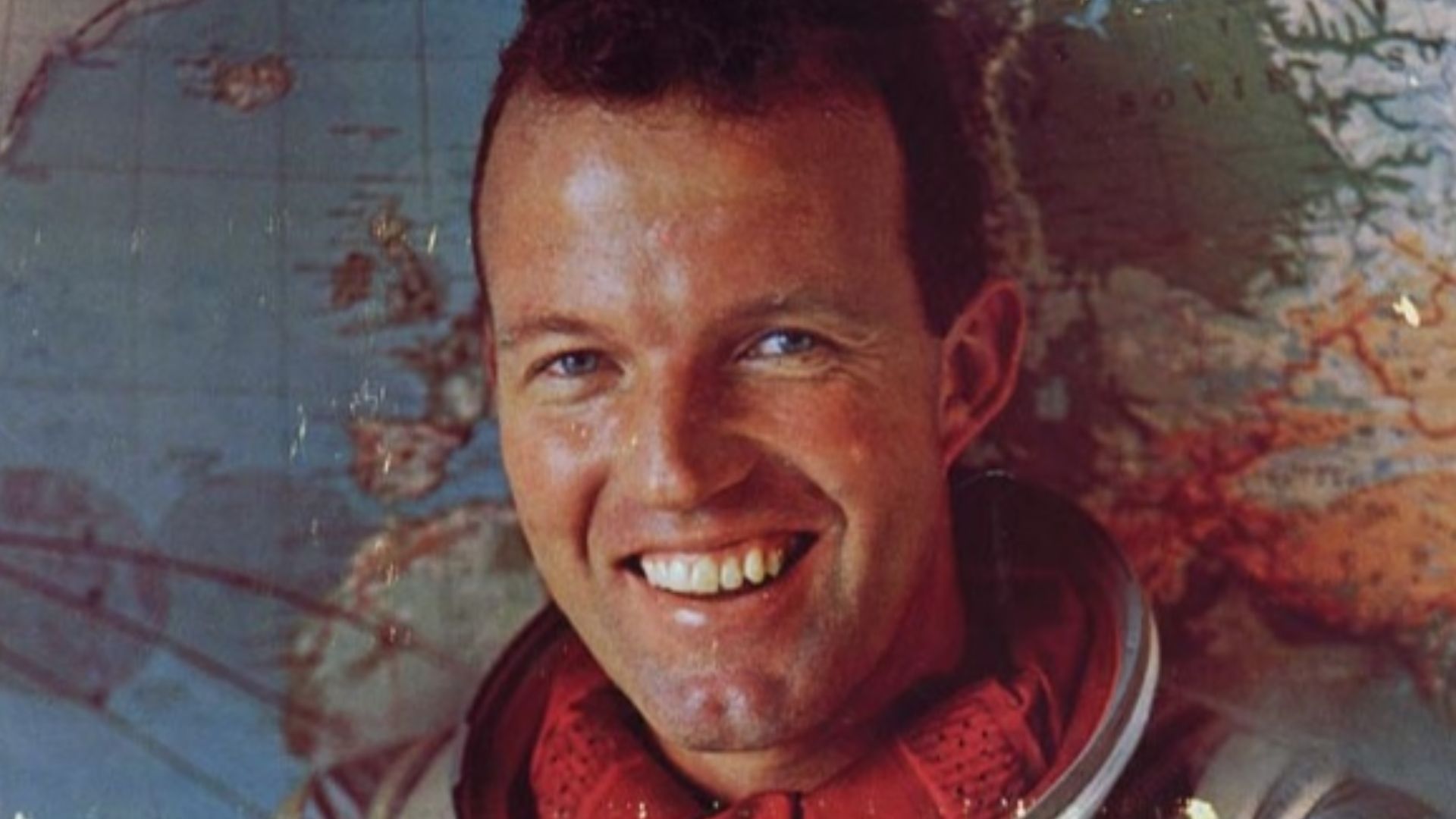 File:Gordon Cooper 1962 portrait.jpg