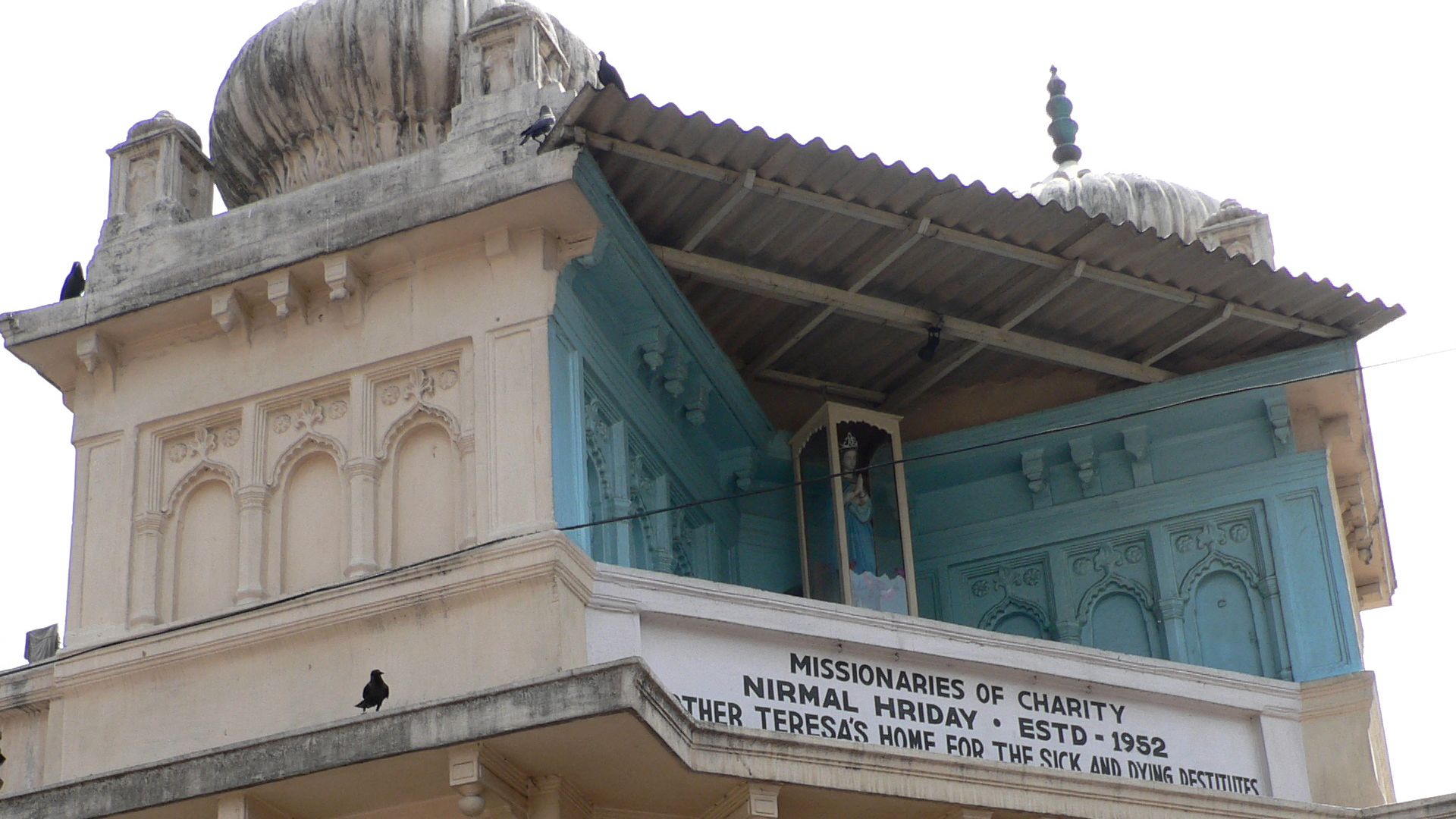 File:Nirmal Hriday facade.jpg