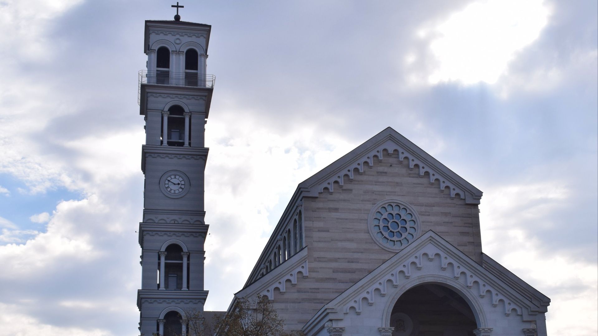 File:Saint Mother Teresa Cathedral Prishtina8.jpg