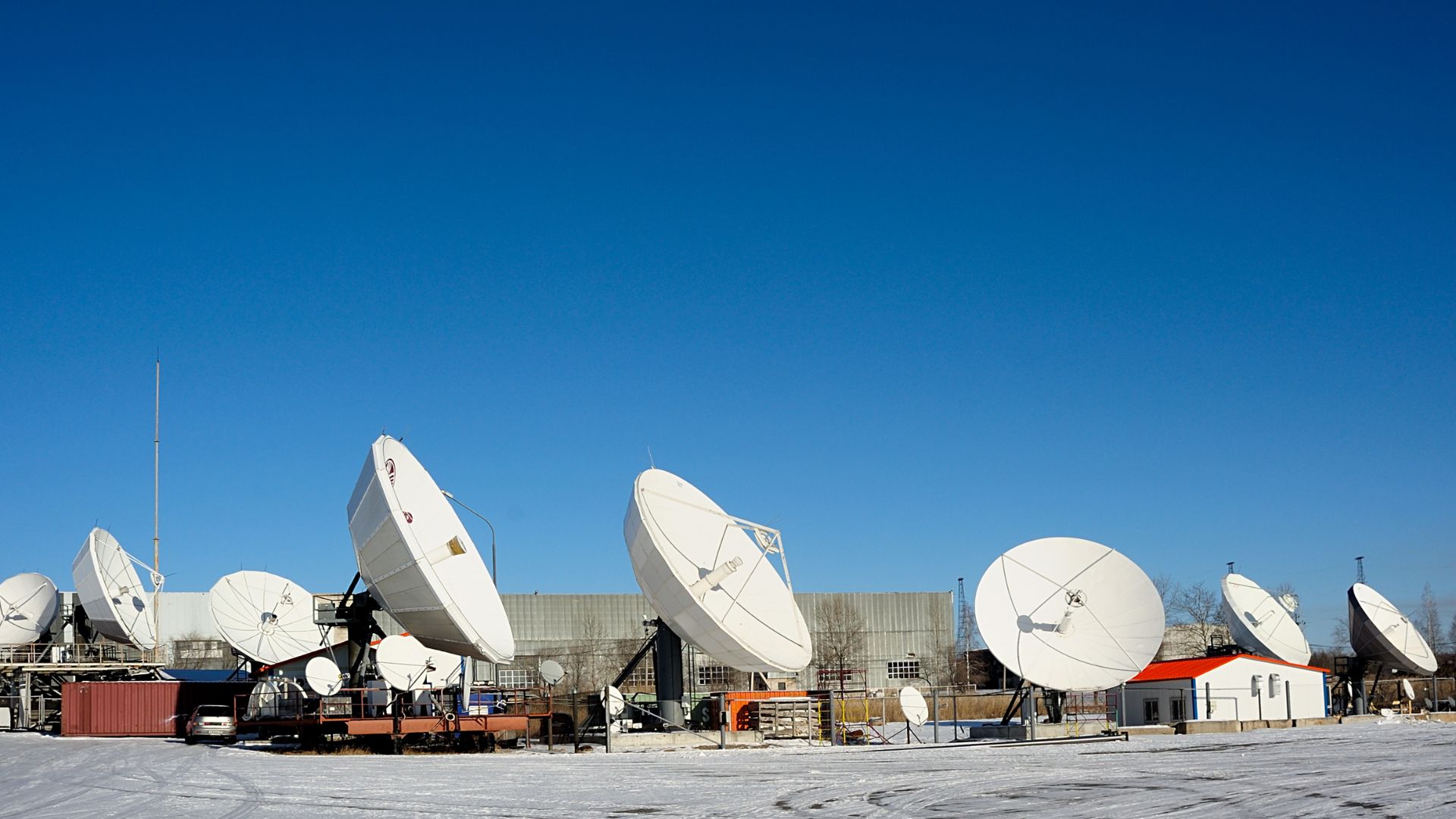 File:Teleport of satellite communications provider.jpg