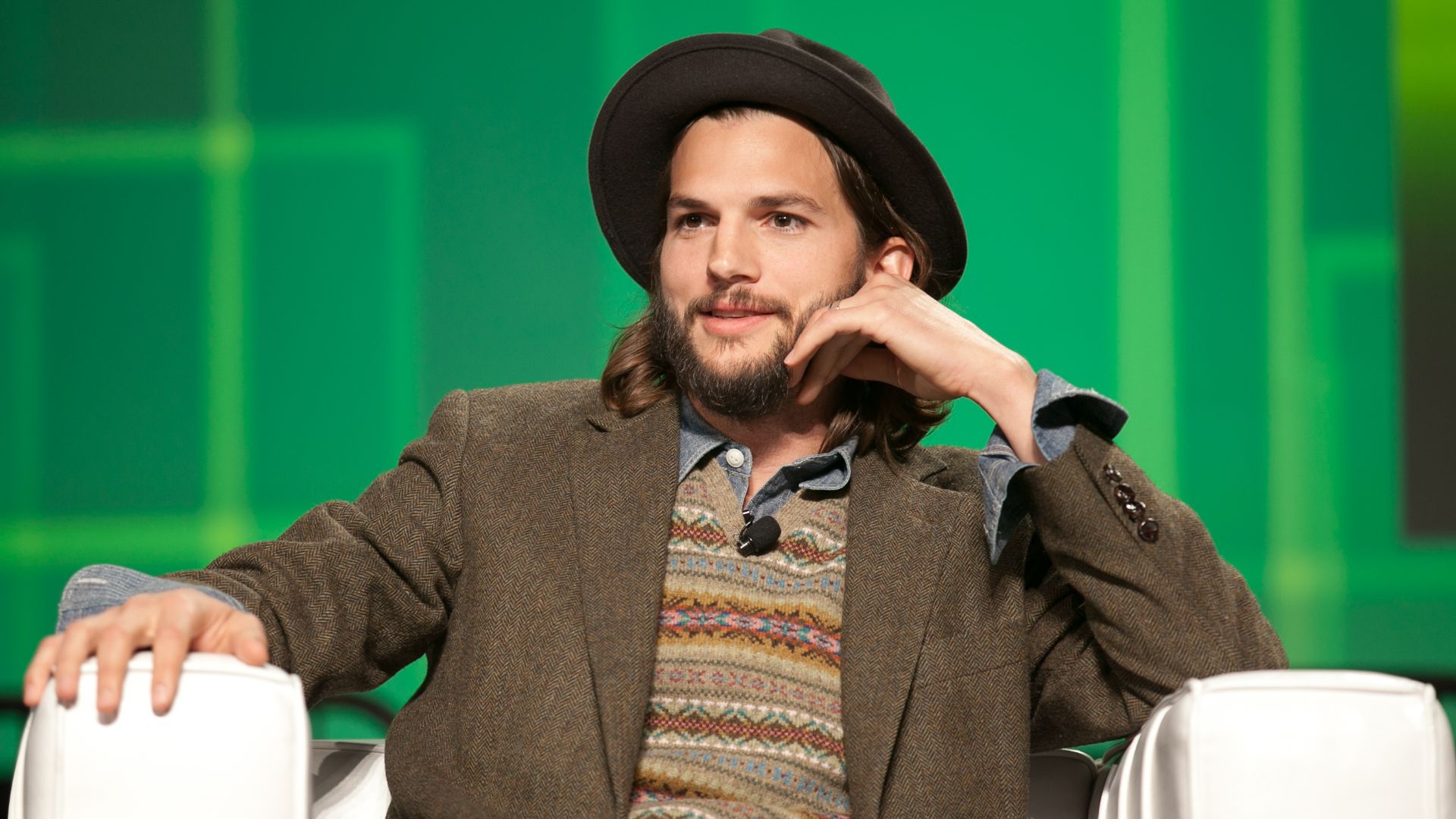 File:Ashton Kutcher (6150791129).jpg