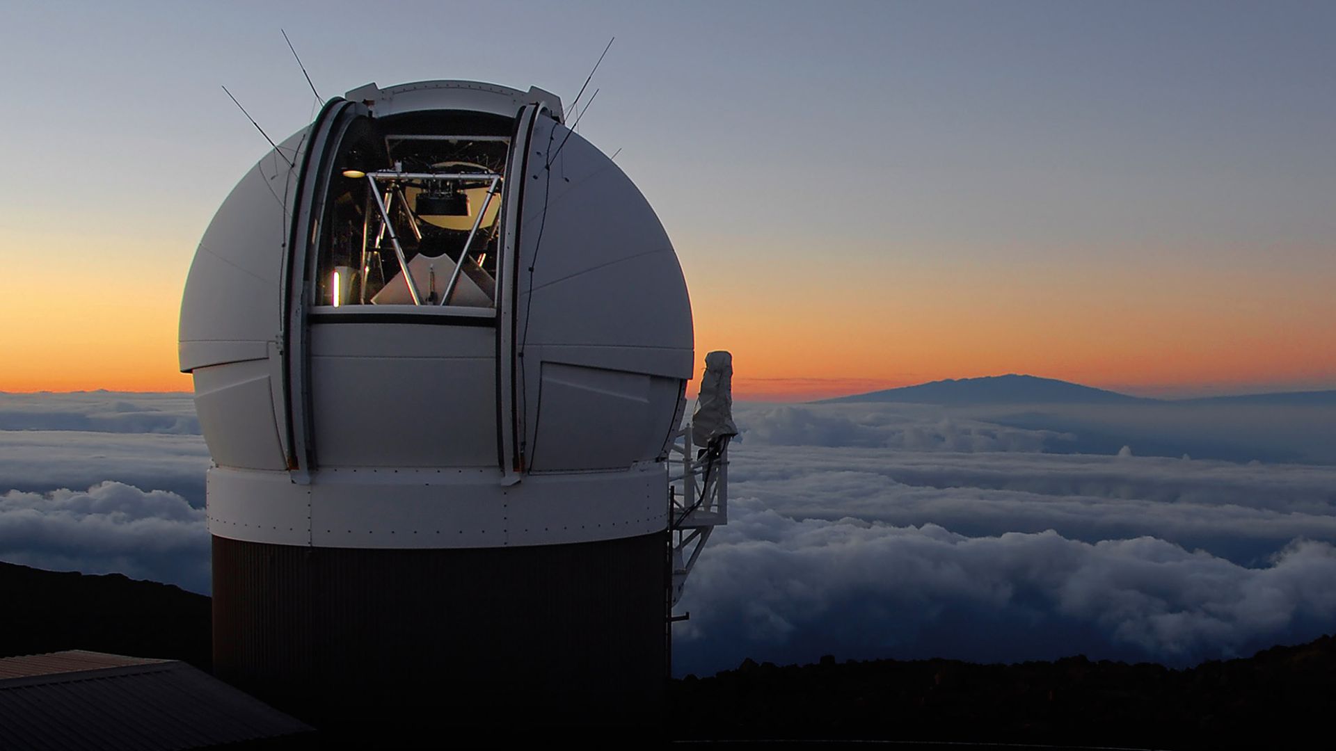 File:Pan-STARRS Observatory (2019-12-4315).jpg