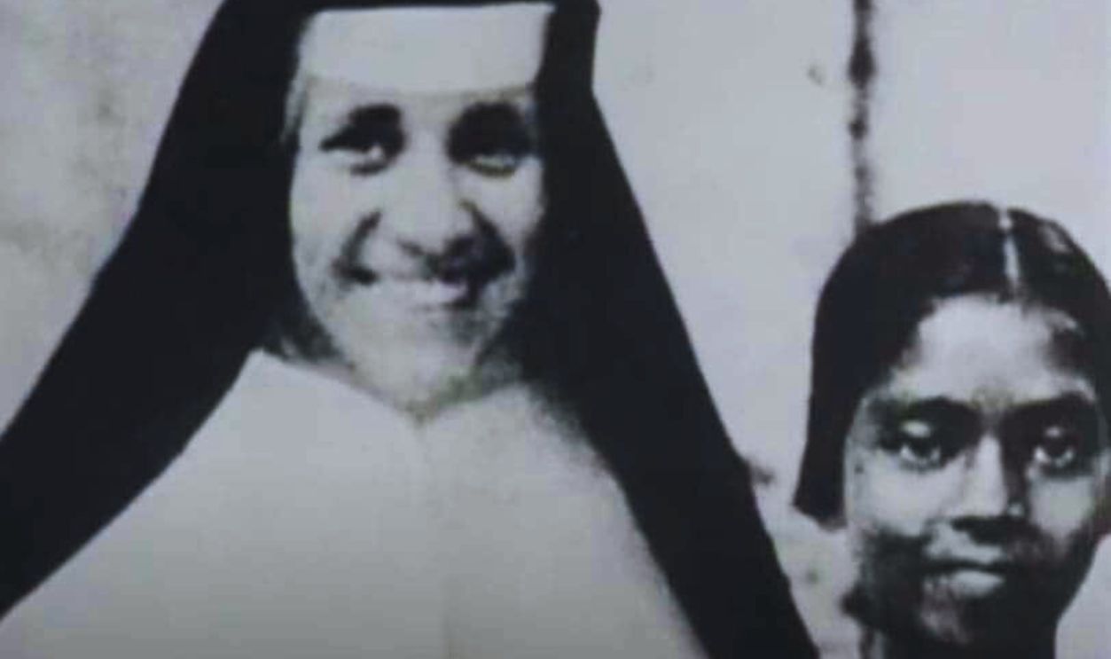 Screenshot from Mother Teresa (1986)