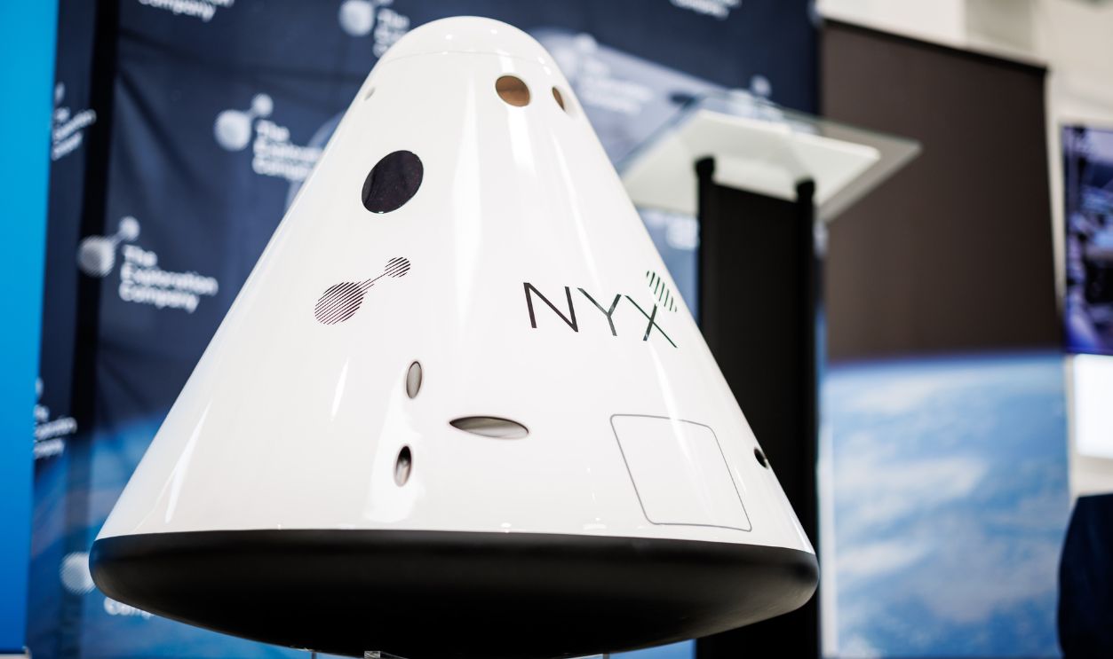 Gettyimages - 1794387926, The Exploration Company GmbH 20 November 2023, Bavaria, Planegg: A model of a NYX space capsule can be seen in the integration hall of the European spacecraft manufacturer 