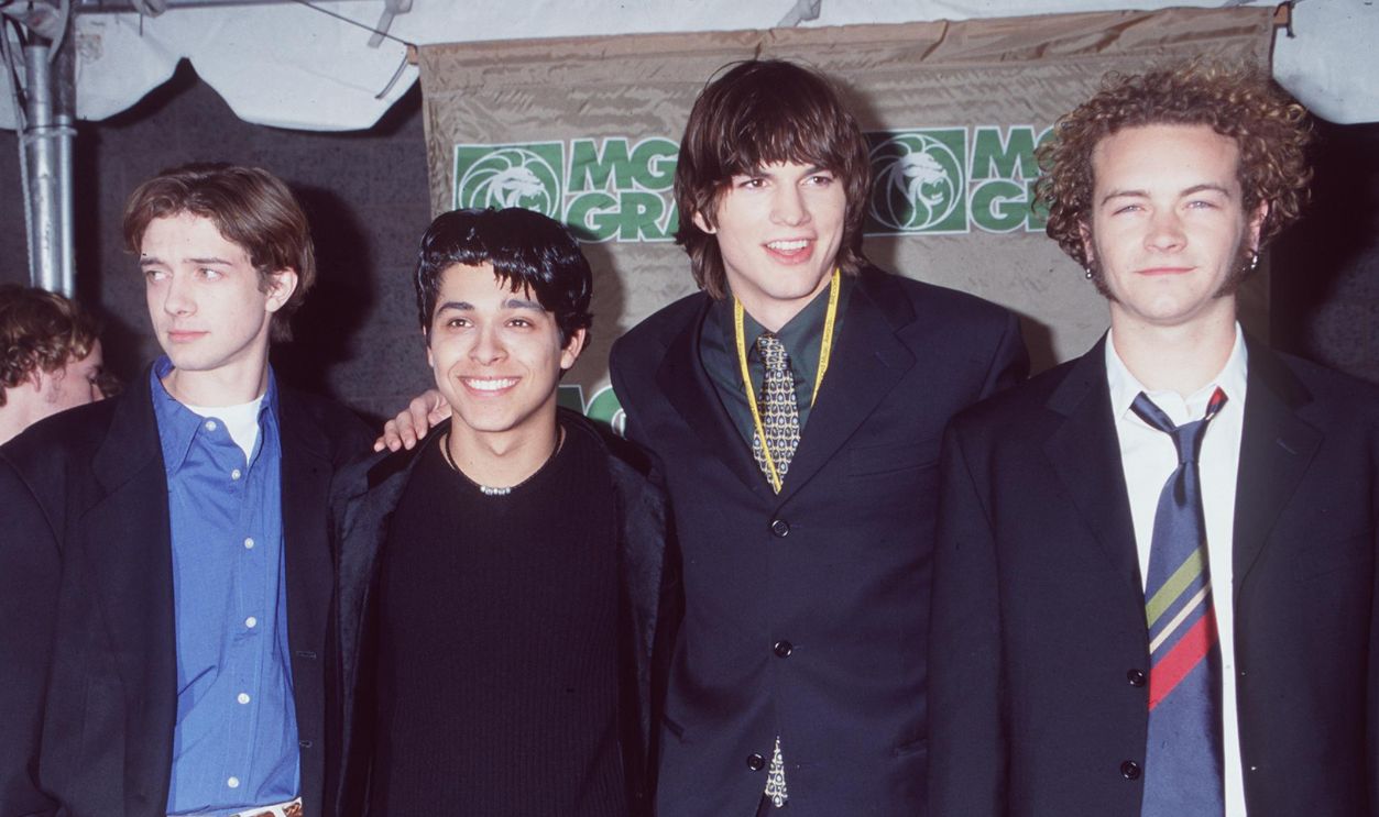 12/7/98 Las Vegas, NV. The cast of 