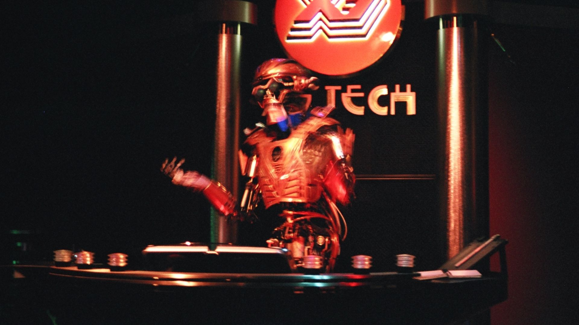 File:ExtraTERRORestrial Alien Encounter 6.jpg