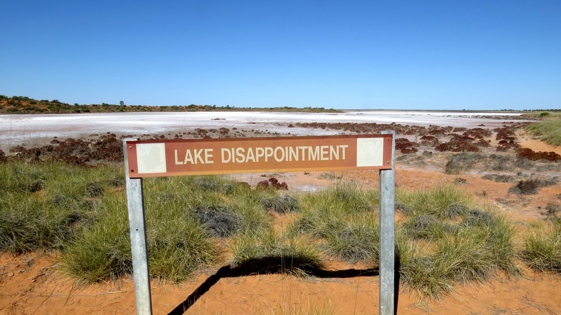 File:Lake Disappointment 9514.jpg