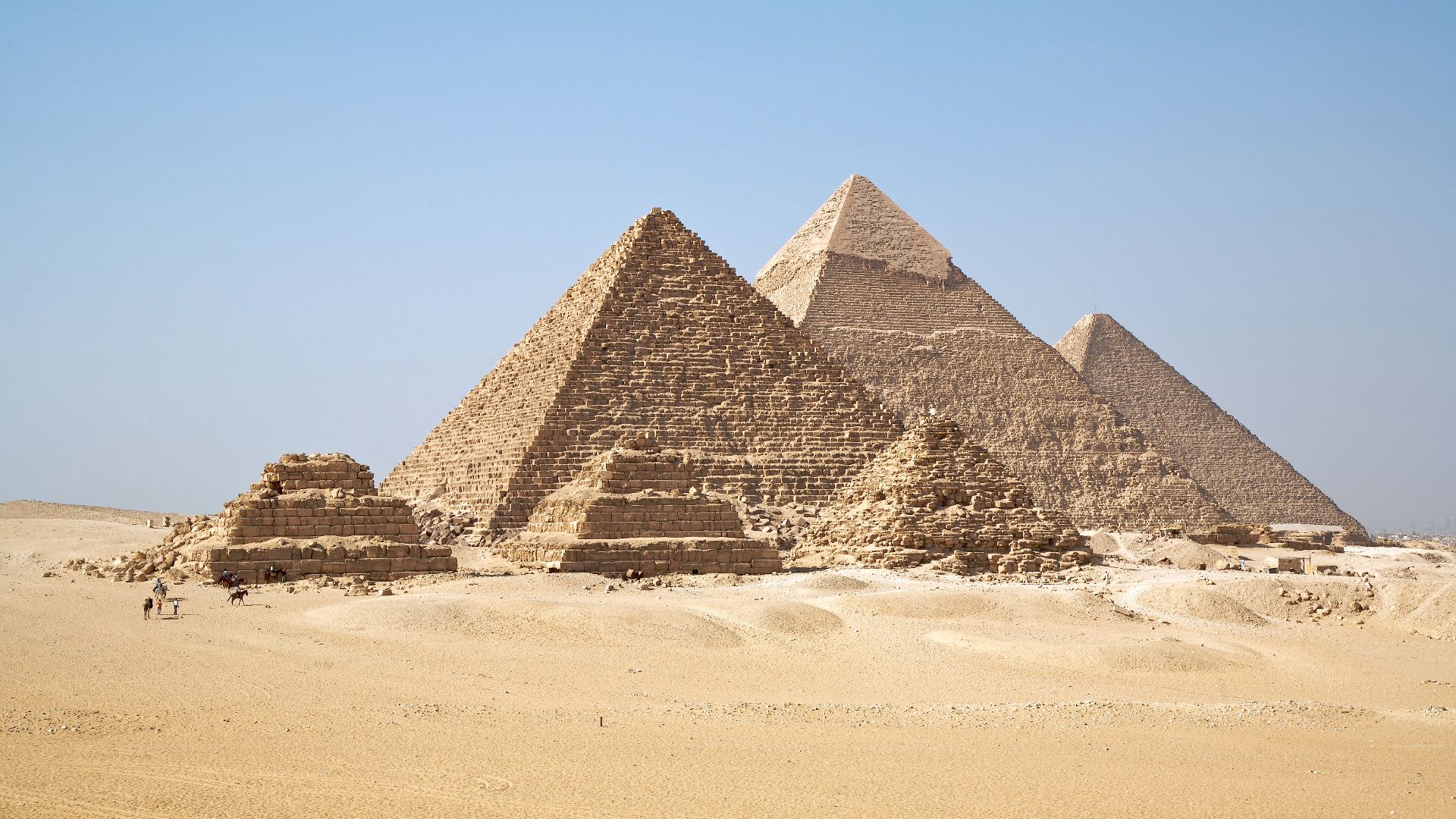 File:All Gizah Pyramids.jpg