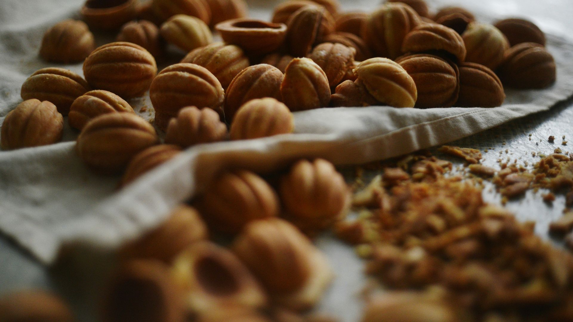 a pile of nuts sitting on top of a table
