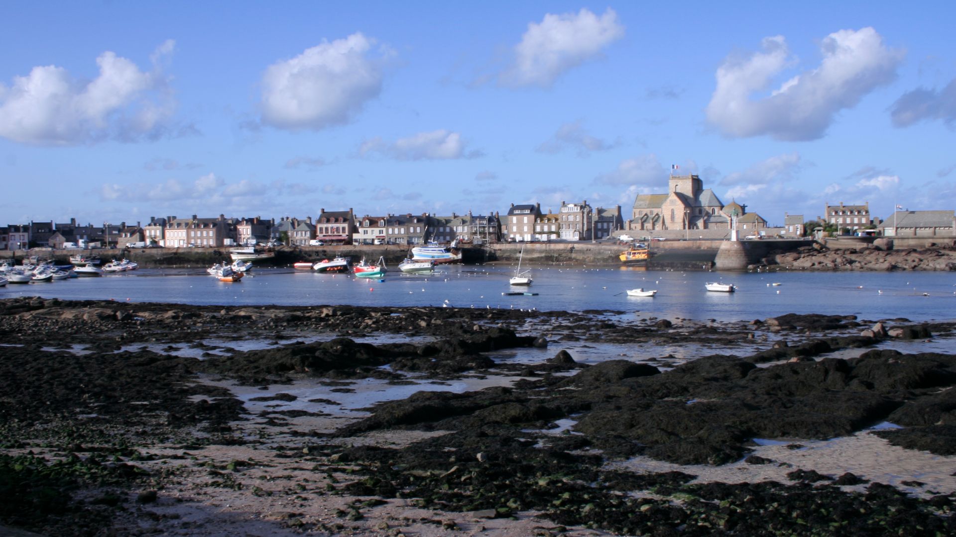 File:Barfleur GC.JPG