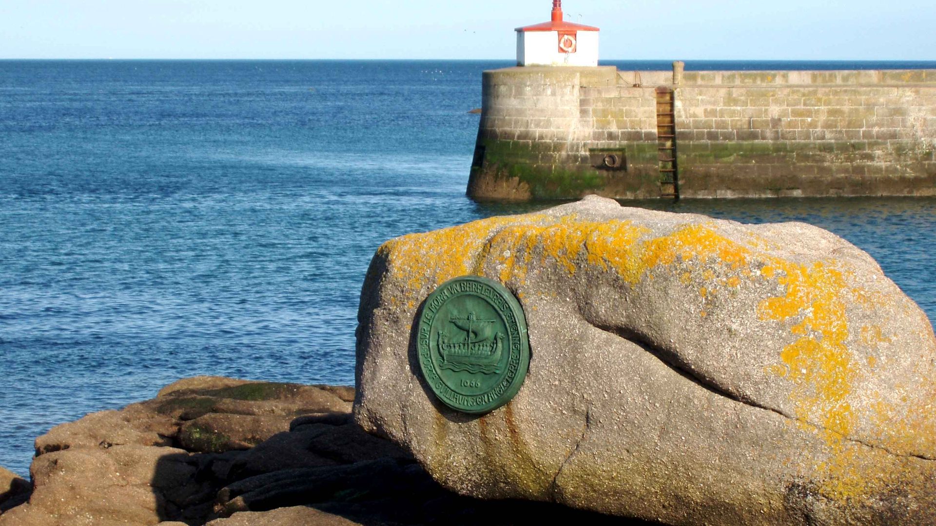File:Barfleur, Manche.jpg