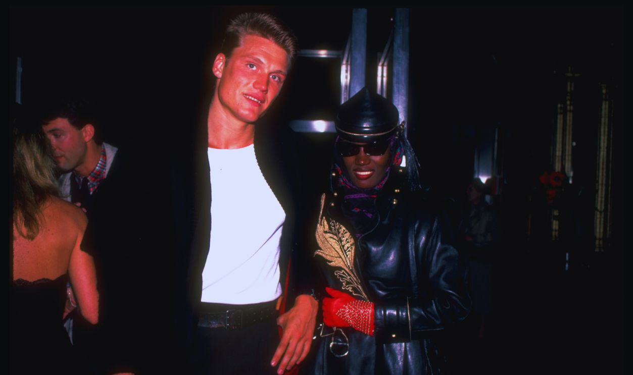 Gettyimages - 50716464, Dolph Lundgren & Grace Jones Jamaican-born singer, actor, model Grace Jones (R) and Swedish-born actor Dolph Lundgren, 1983. 
