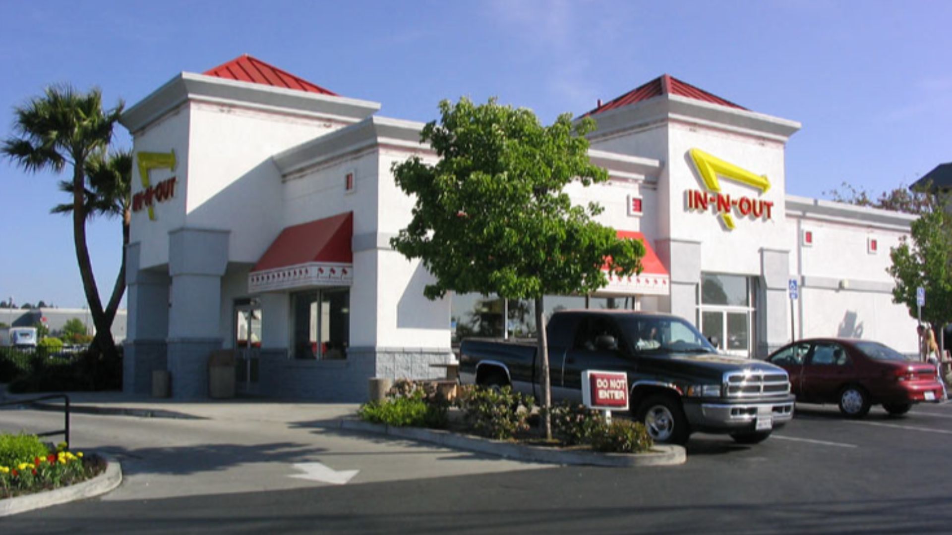 File:In-N-Out.jpg