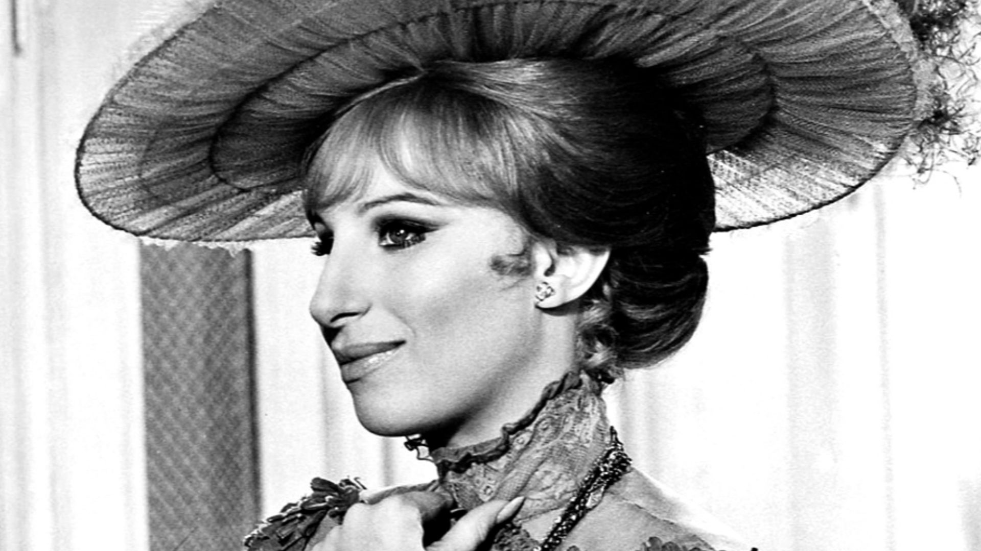 File:Streisand - Dolly signed.jpg