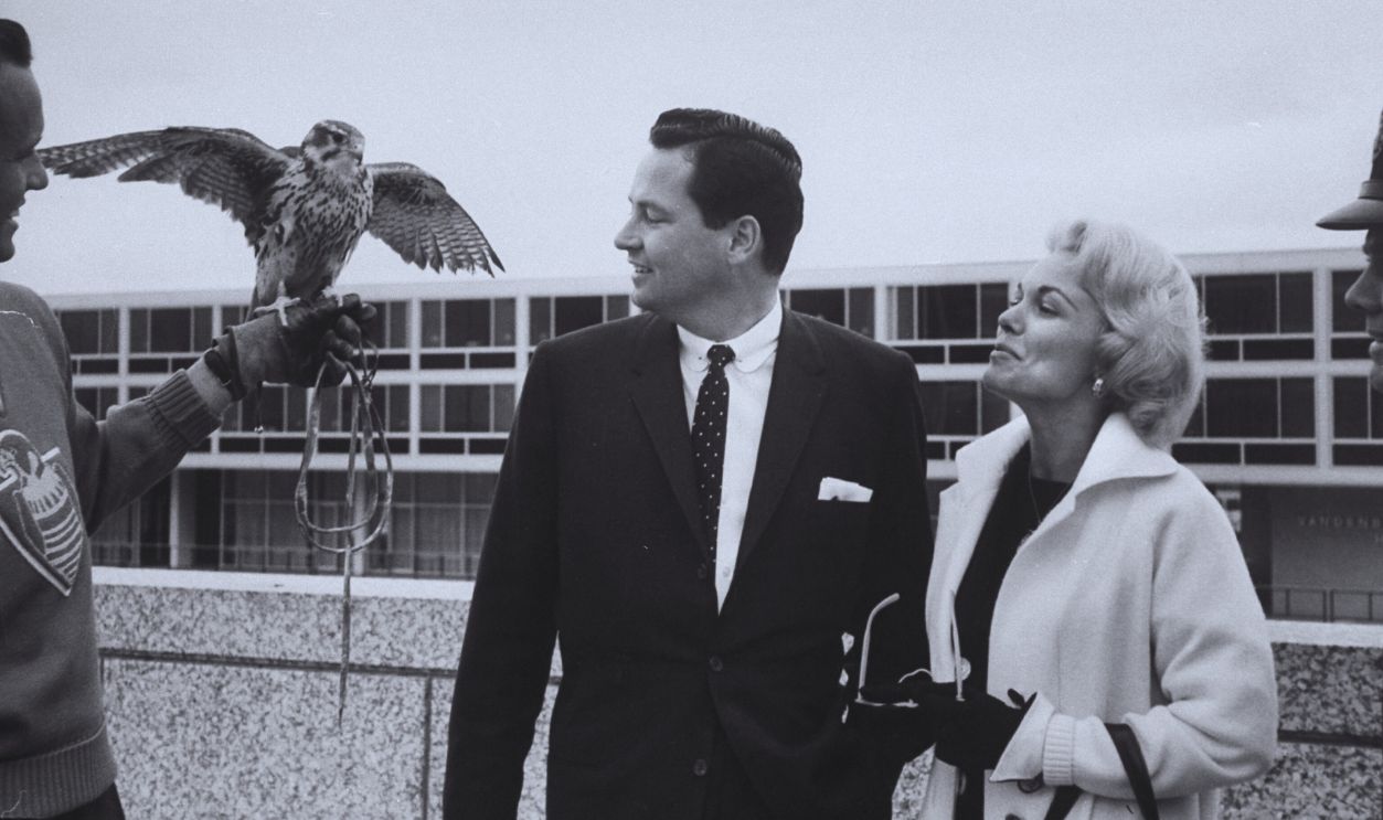 Gettyimages - 50564507, Barron Hilton [& Wife] Barron Hilton and wife at opening of new Hilton hotel. 