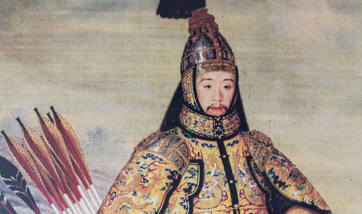 471431916-Portrait of Emperor Qianlong riding on the war horse.